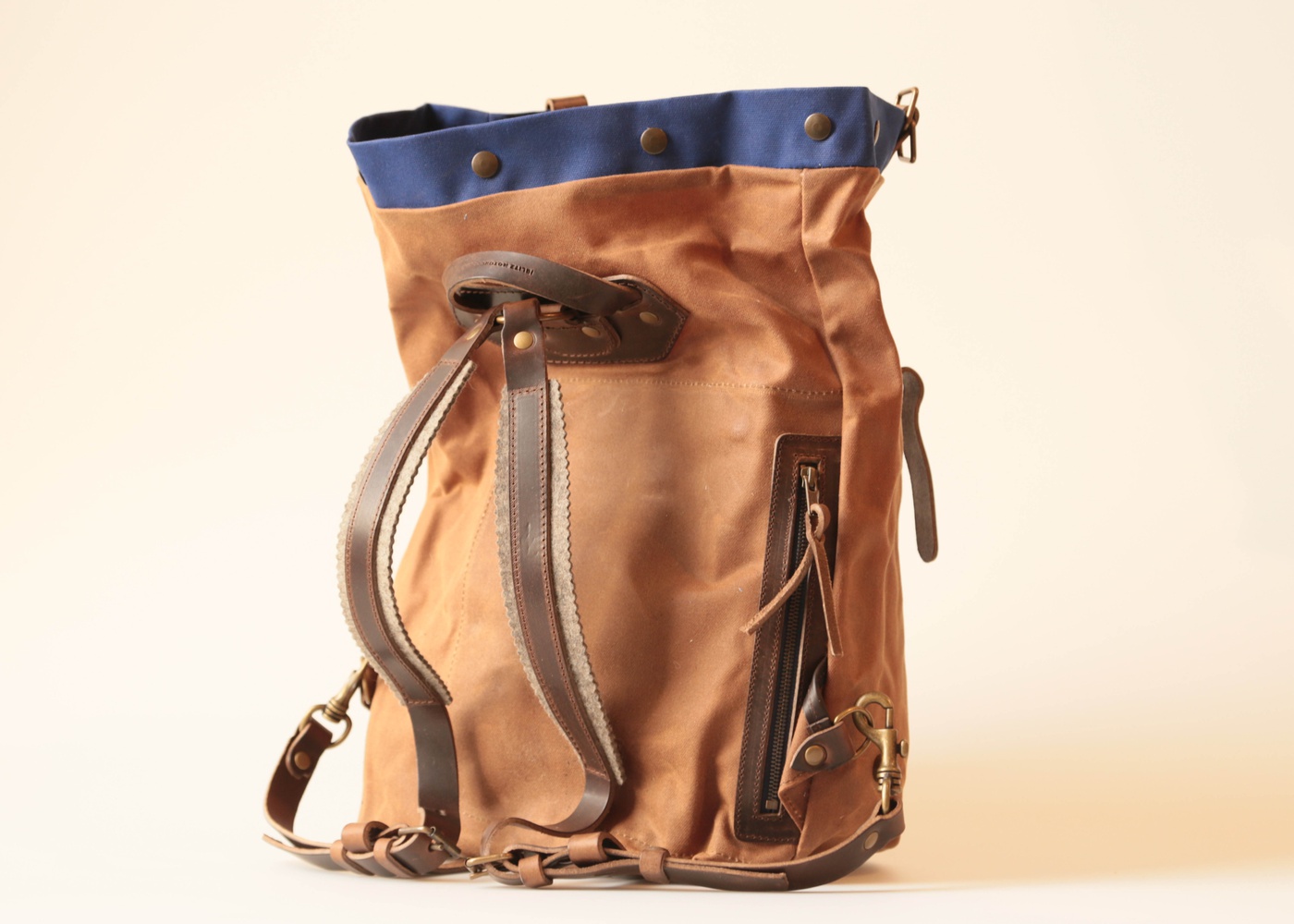 SCOUT BLITZ MOTORCYCLES BACKPACK camel nyc